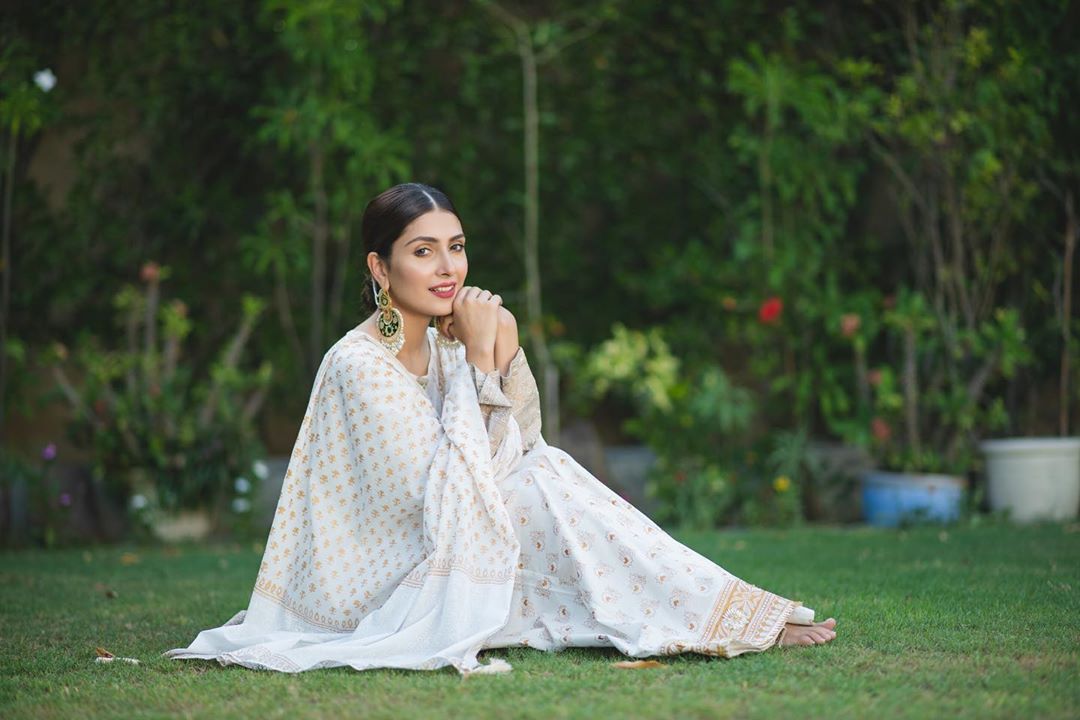 Latest Photo Shoot of Beautiful Actress Ayeza Khan