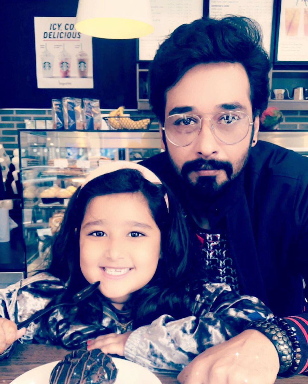 Sana Faisal Shares Faisal Qureshi & Her Daughter Pictures on Father's Day