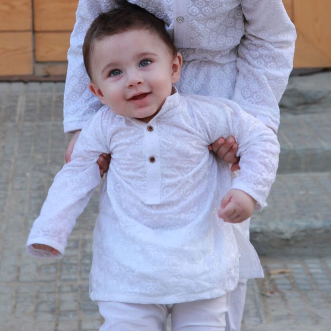 Beautiful Couple Fatima & Kanwar Arsalan with Their Cute Kids on Eid