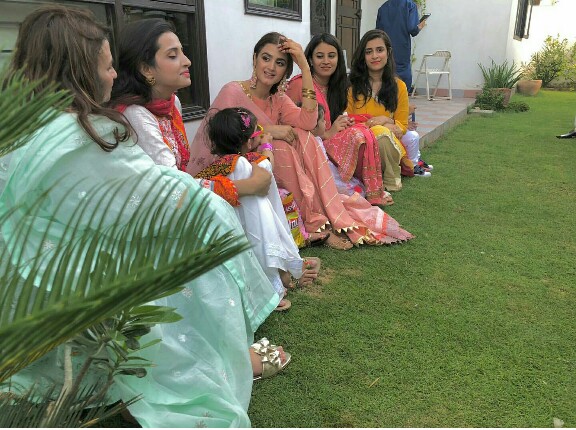 Hira Mani Spending Eid With Family