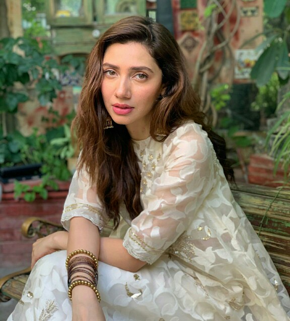 Mahira Khan Is Glowing In Her Eid Look