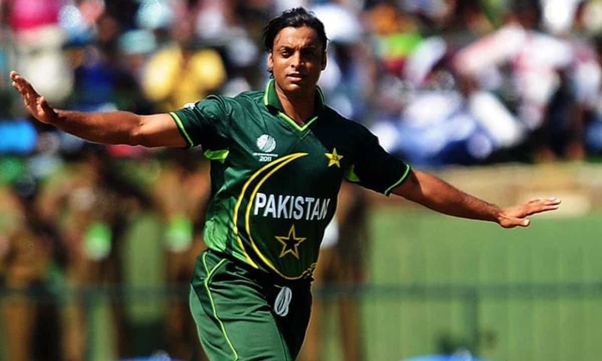 Shoaib Akhtar Becomes Fastest Pakistani YouTuber To Reach 1 Million