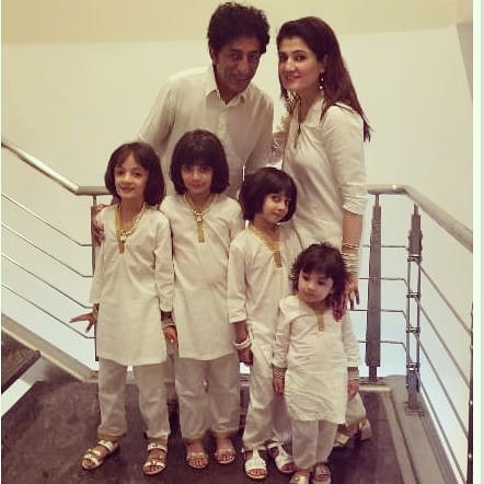 Latest Pictures of Adnan Shah Tipu with his Wife and Cute Daughters
