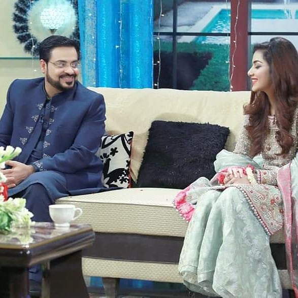 Latest Clicks of Amir Liaquat with his Wife Tuba Amir