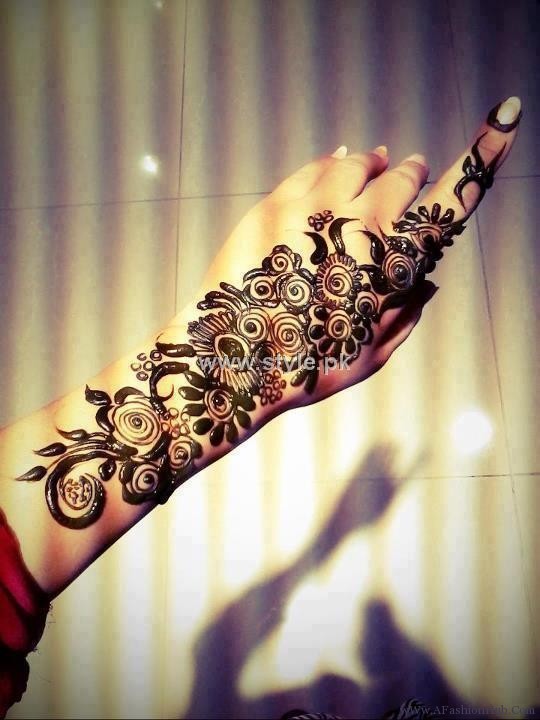 Arabic Mehndi Design 30