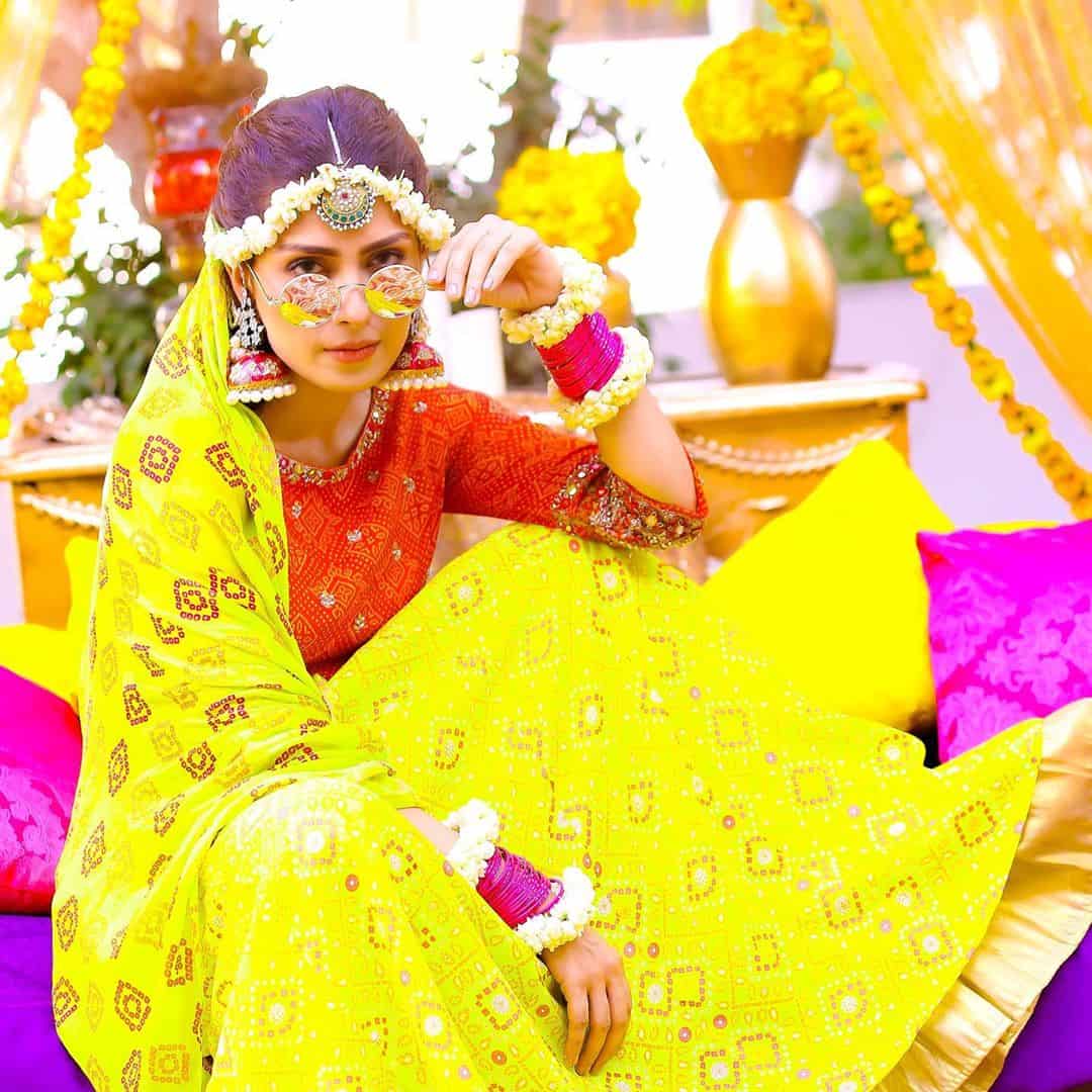 Ayeza Khan's Latest Shoot from the Drama Serial Yaariyan