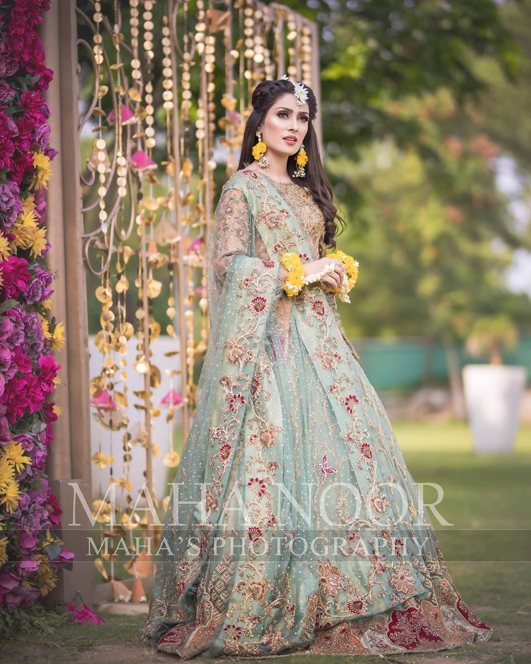 Ayeza Khan Bridal Photo Shoot 11