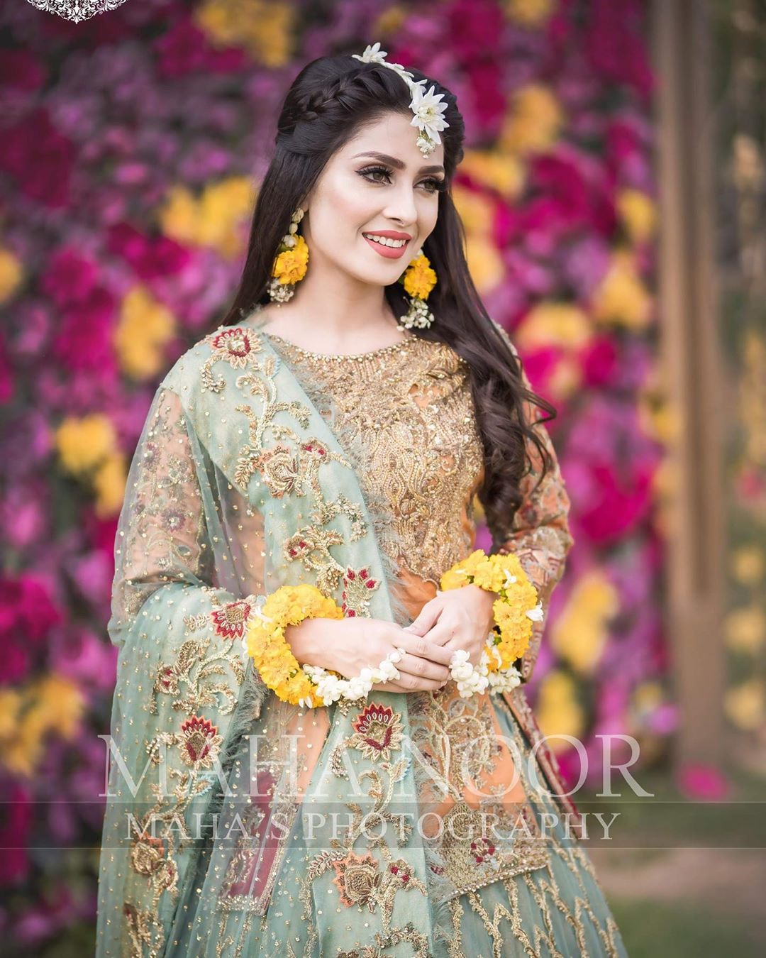 Ayeza Khan Bridal Photo Shoot 4