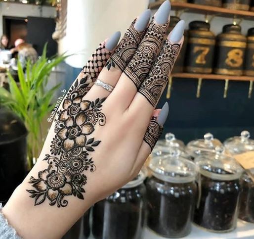 Black Mehndi Designs 15