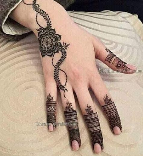 Black Mehndi Designs 17