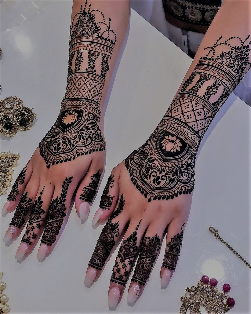 Bridal Mehndi Design 17