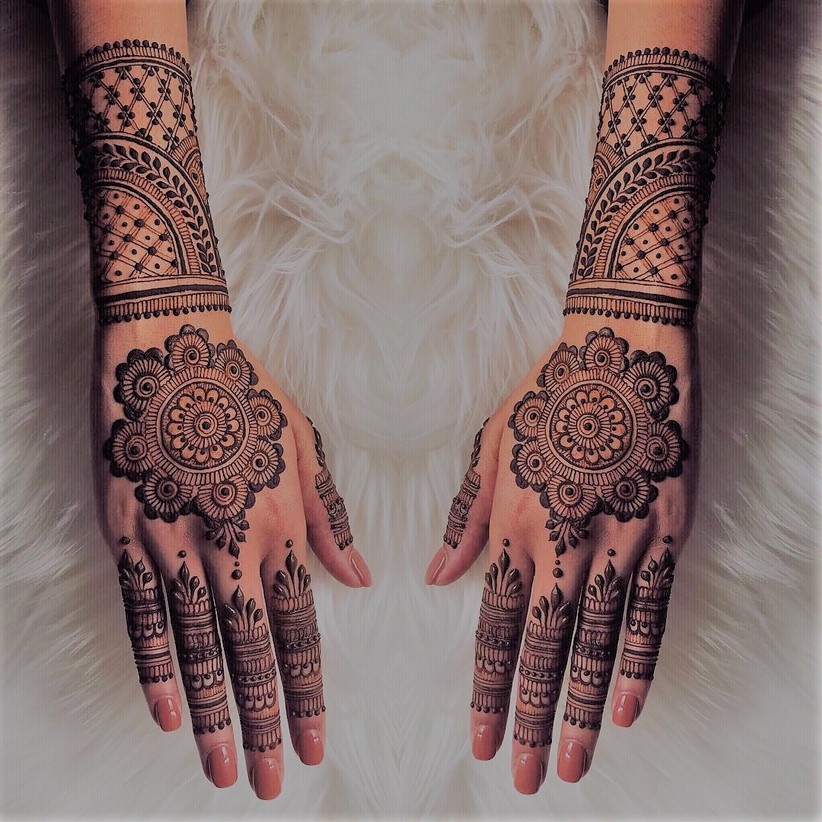 Criss Cross Mehndi designs 5