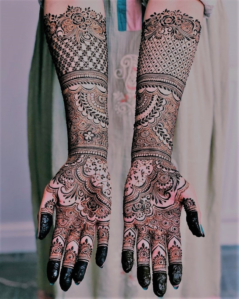 Criss Cross Mehndi designs 7