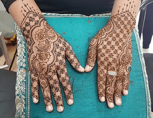 Criss Cross Mehndi designs 8