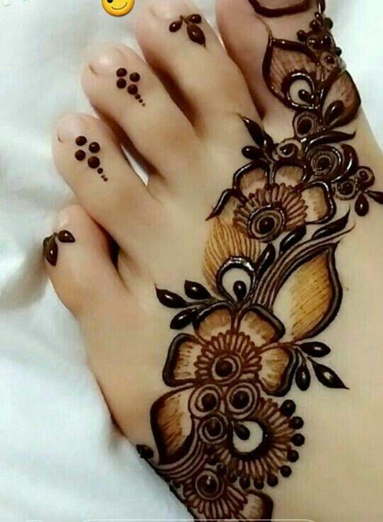 Feet Mehndi Designs 4