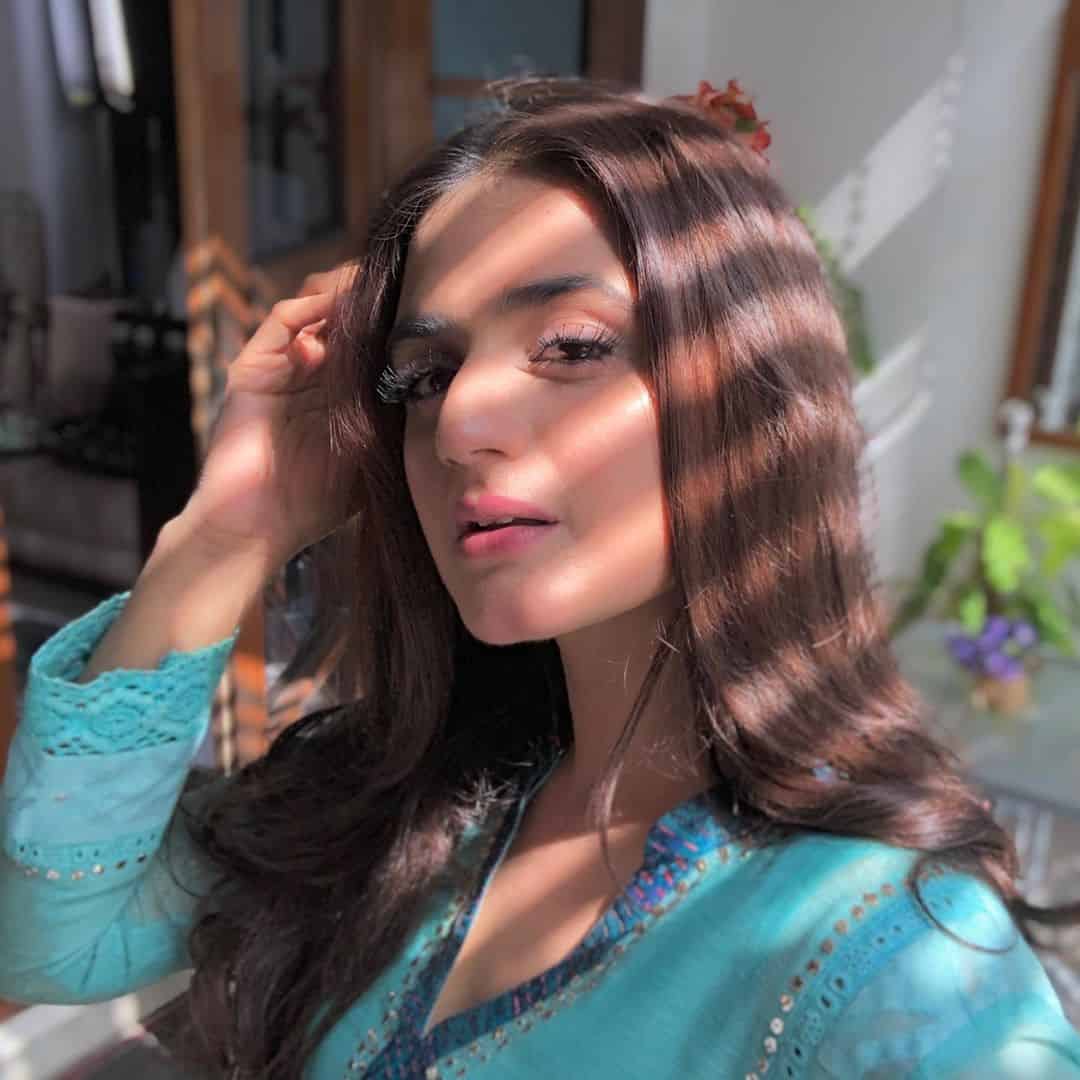 New Beautiful Clicks of Actress Hira Mani