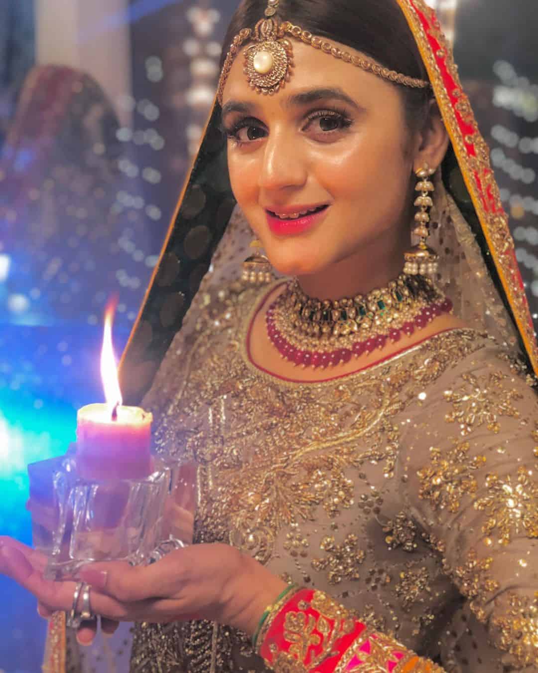 Beautiful Actress Hira Mani's Latest Clicks as Bride
