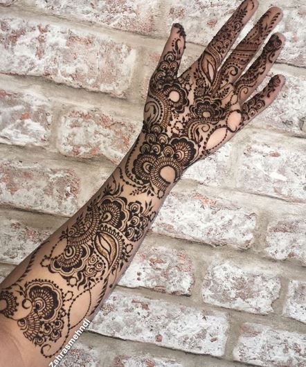 Pakistani Mehndi Design 25