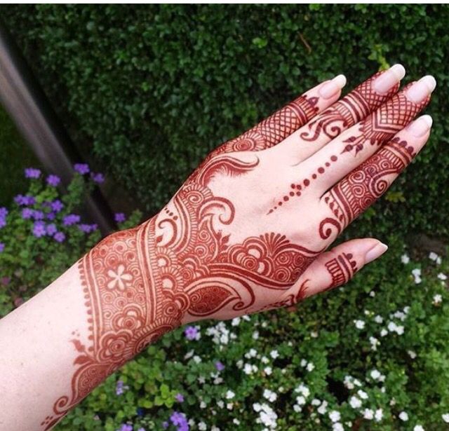 Red Mehndi Designs 5