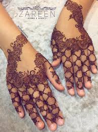 Rosette And Filigree Mehndi Designs 18