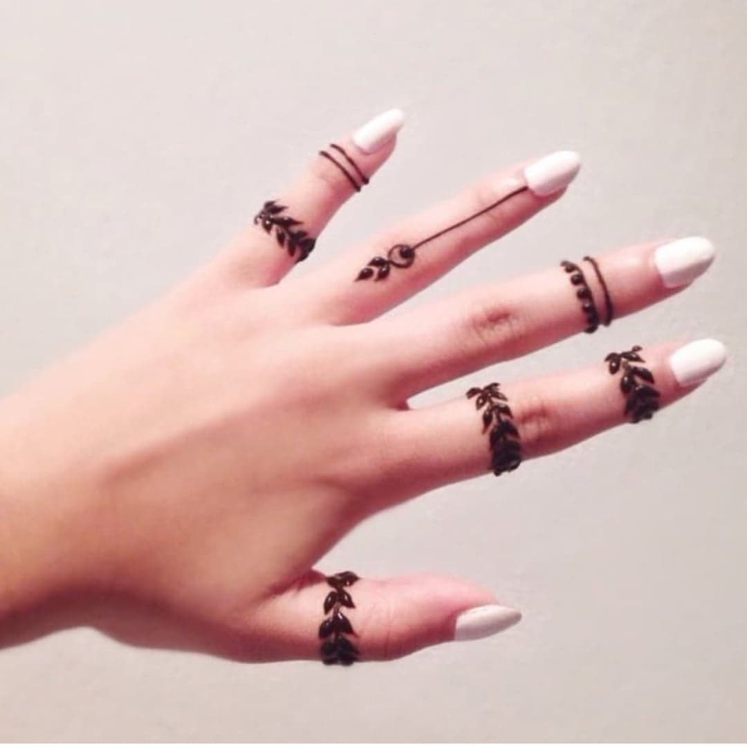 15 Most Adorable Finger Mehndi Designs For 2023