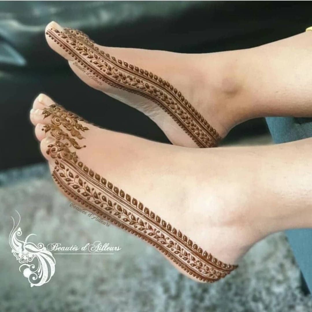 Beautiful mehndi design for feet | Simple and easy leg mehndi designs | feet  mehndi designs - YouTube