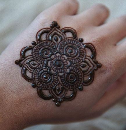 Tatoo Mehndi Designs 17