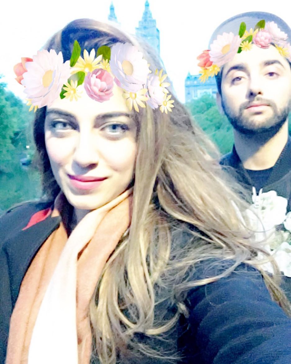 Beautiful Clicks of Singer Amanat Ali with his Wife Sarah