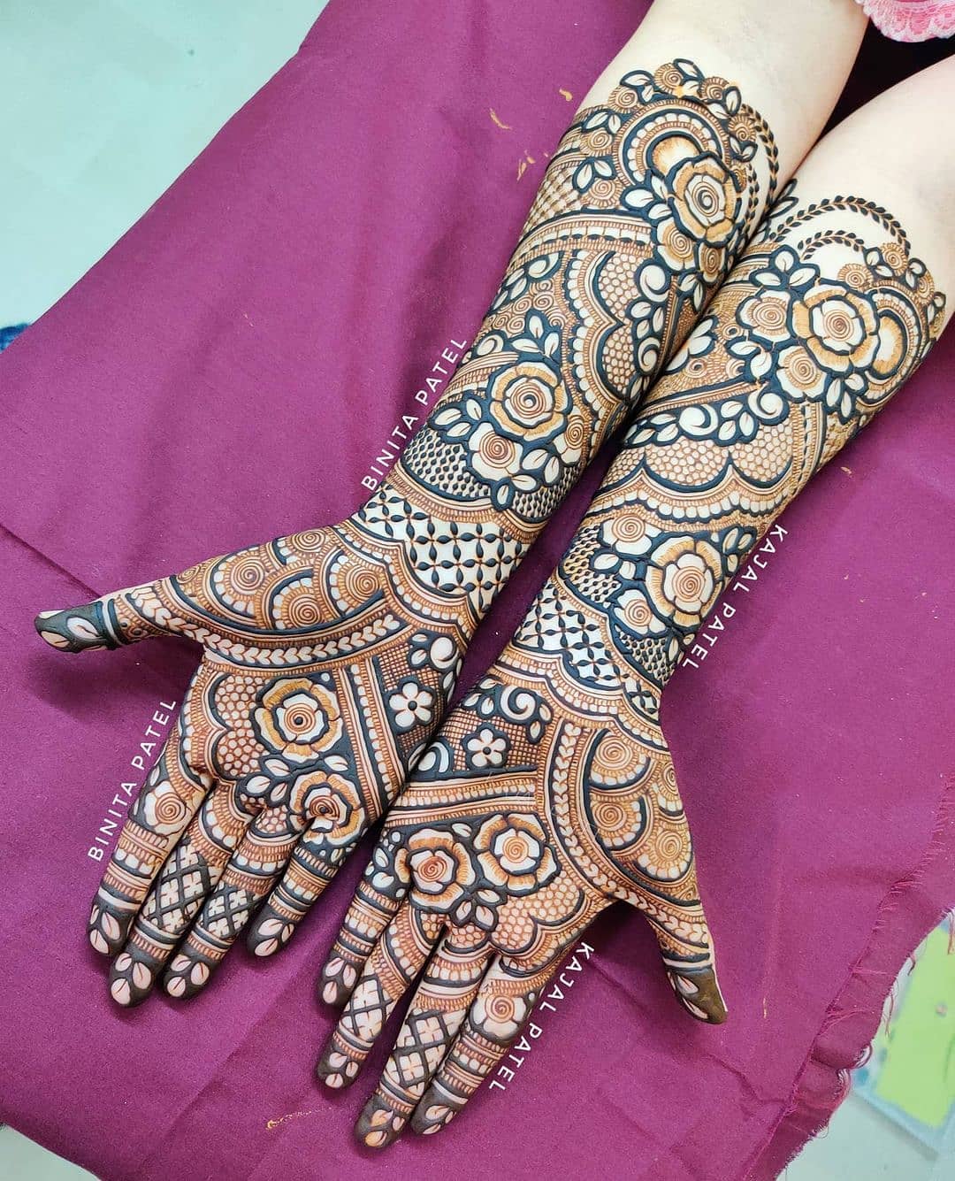 80+ Must-Try Arabic Mehndi Designs