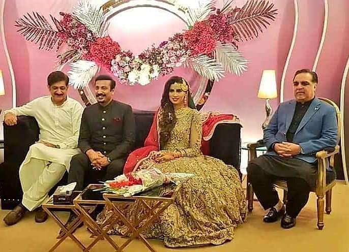 Famous Ary Anchor Madiha Naqvi Got Married to MQM Leader Faisal Sabzwari