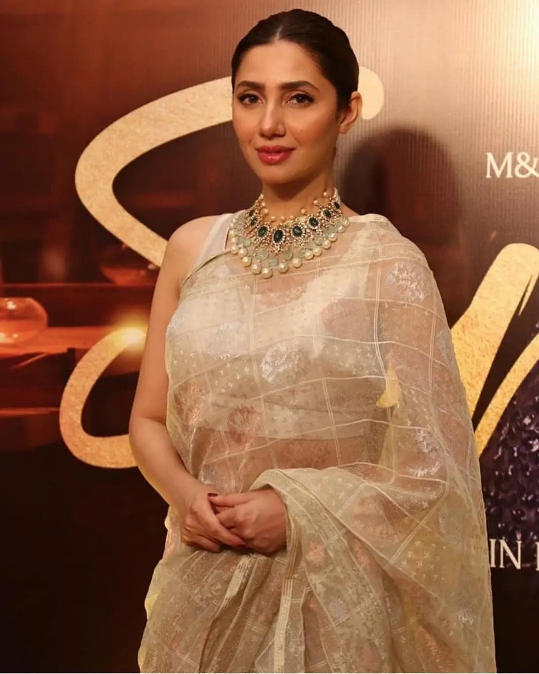 Gorgeous & Beautiful Mahira khan at the Trailer Launch of her Movie Super Star