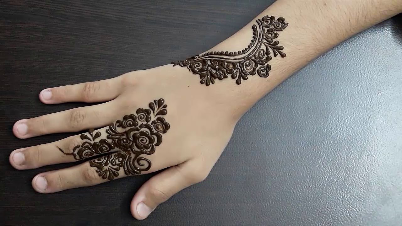 minimalistic Mehndi Design 3