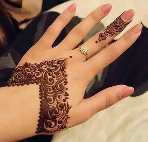 minimalistic Mehndi Design 9