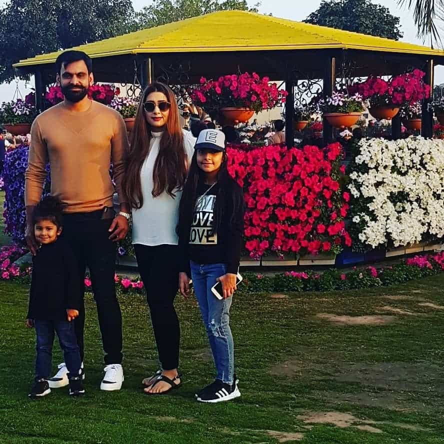 Mohammad Hafeez Wife and Family 19