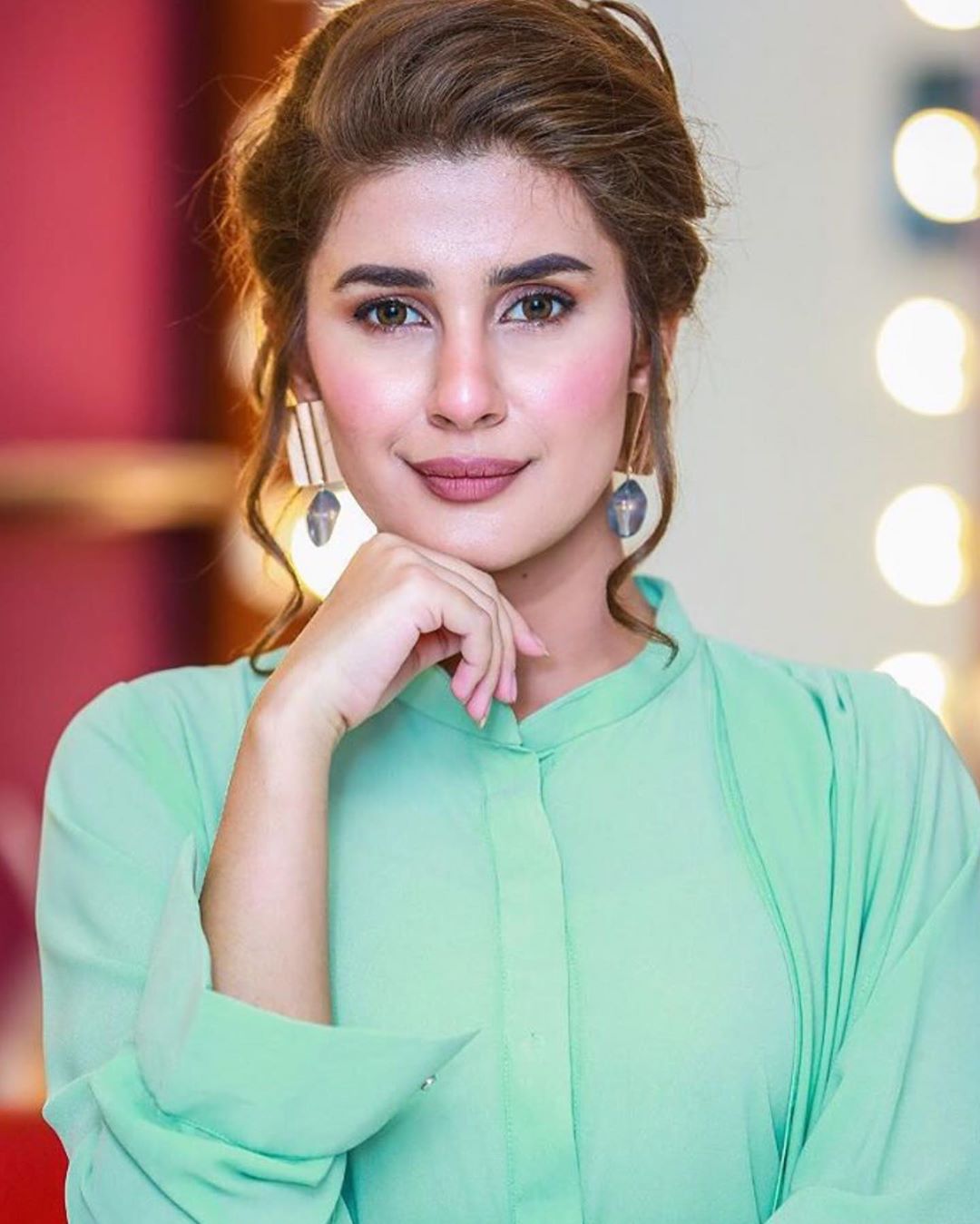 Kubra Khan 5