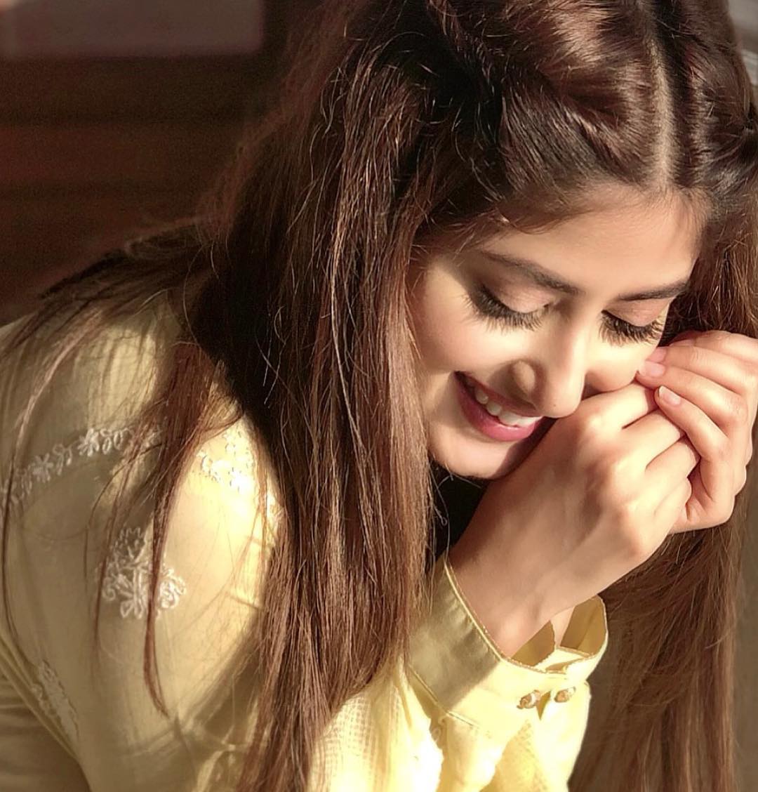 Latest Beautiful Clicks of Gorgeous Sajal Aly | Reviewit.pk