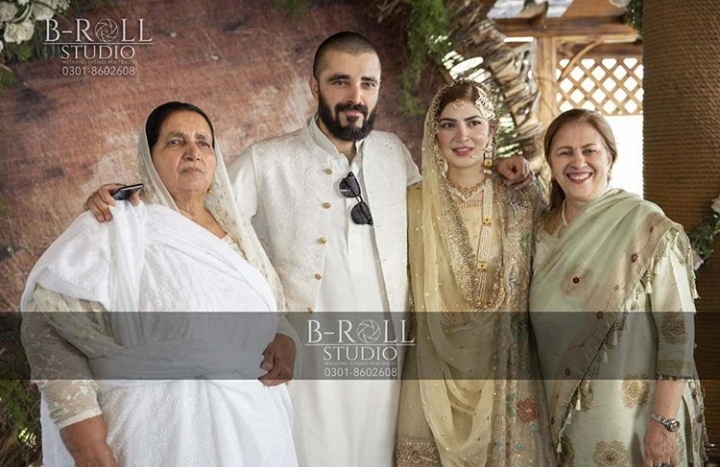 Hamza Ali Abbasi Wife Naimal Khawar - 30 Beautiful Pictures