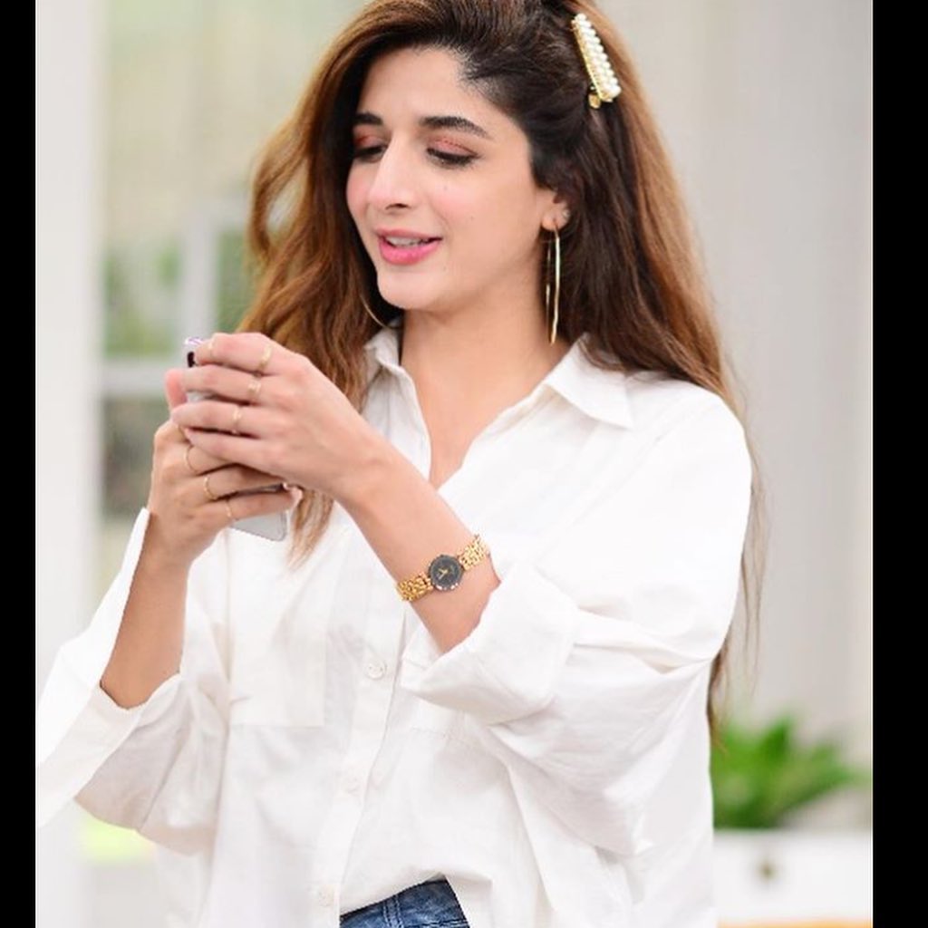 Urwa Mawra Good Morning Pakistan 4