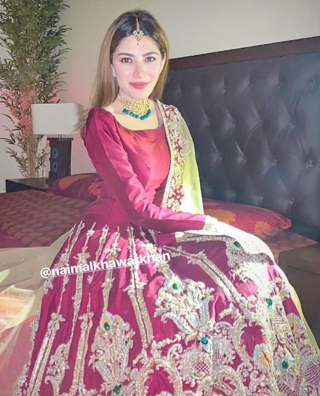 Hamza Ali Abbasi Wife Naimal Khawar - 30 Beautiful Pictures