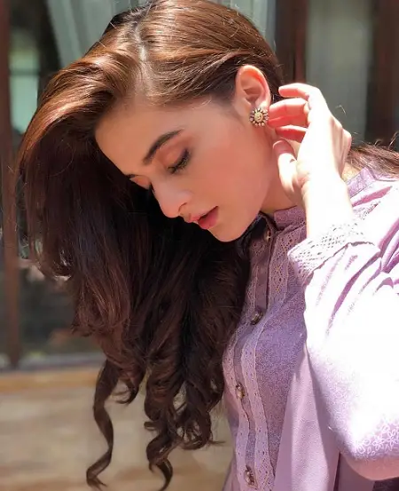 Aiman Khan2 1