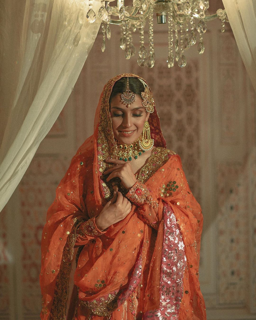 Latest Beautiful Bridal Photo Shoot of Gorgeous Actress Ayeza Khan