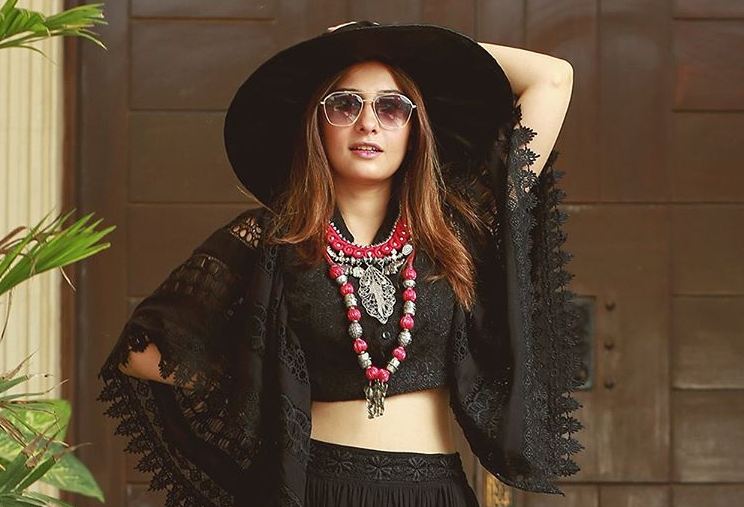 Photo Shoot of Hina Altaf in a New Look for Fnk Asia