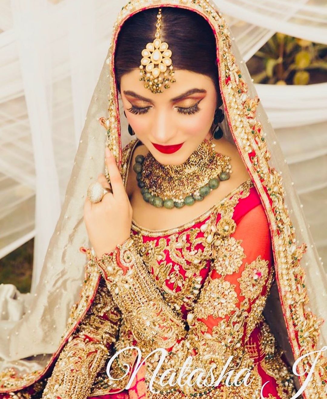 New Beautiful Bridal Photo Shoot of Actress Kinza Hashmi