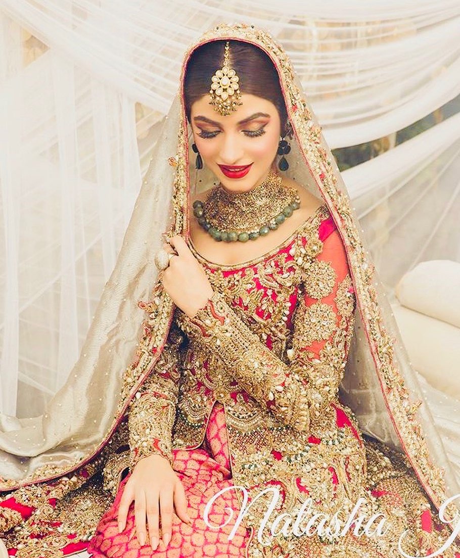 New Beautiful Bridal Photo Shoot of Actress Kinza Hashmi