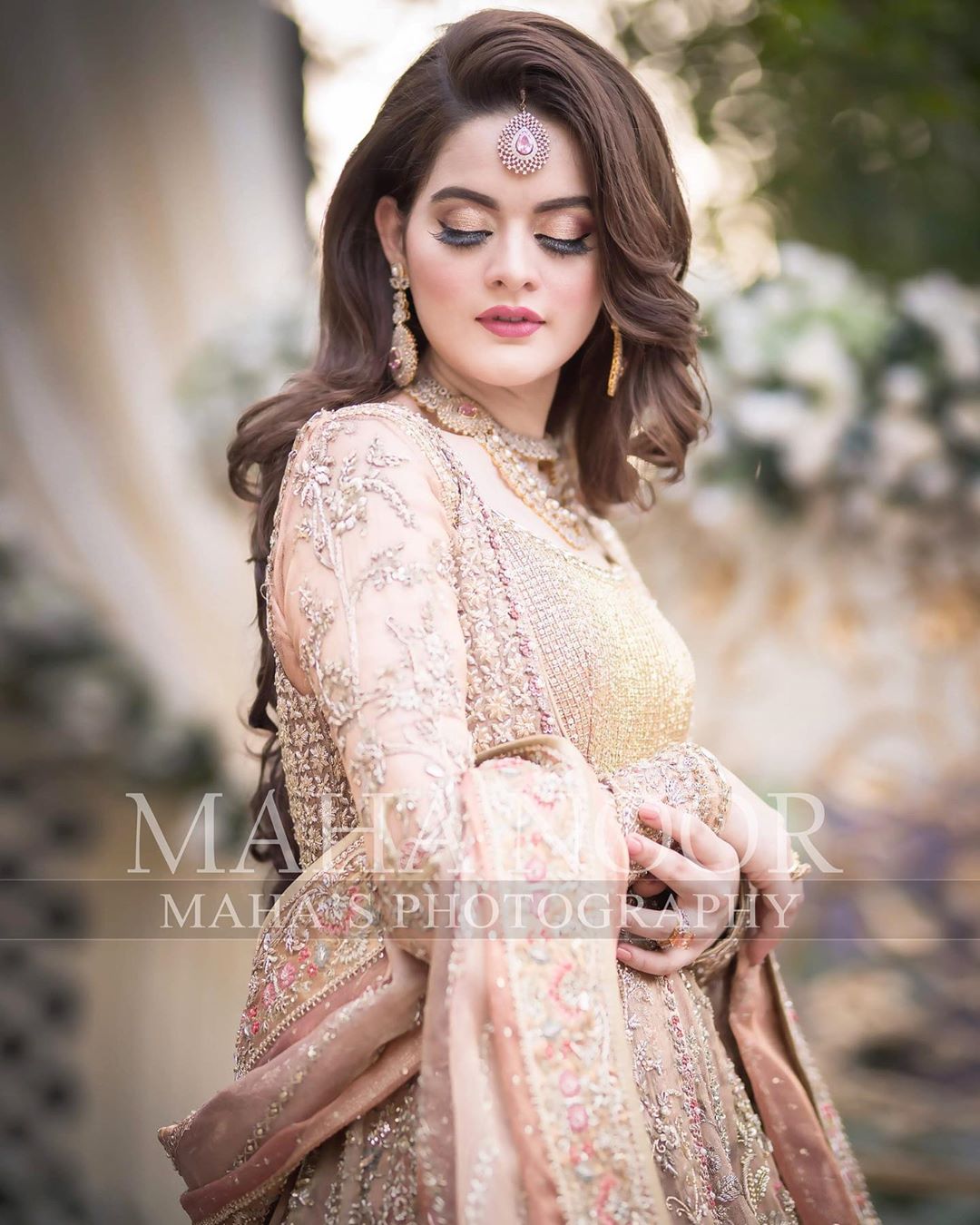 Exclusive Pictures Of Minal Khan From Her Latest Bridal Shoot Reviewitpk 