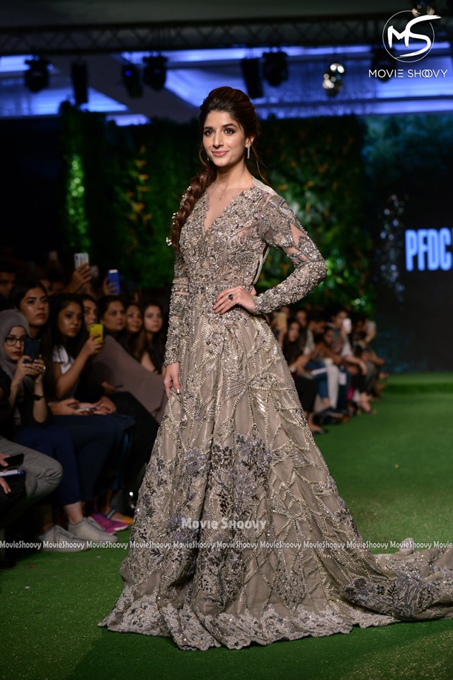 Pakistani Celebrities Walked at the PLBW 2019