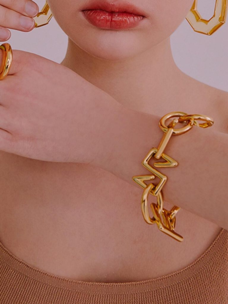 Trending jewellery that you should wear