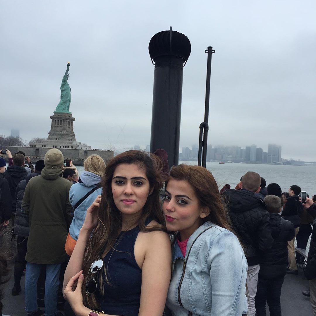 Actress Yashma Gill Shared Pictures with her Best Friend Aashna Narang