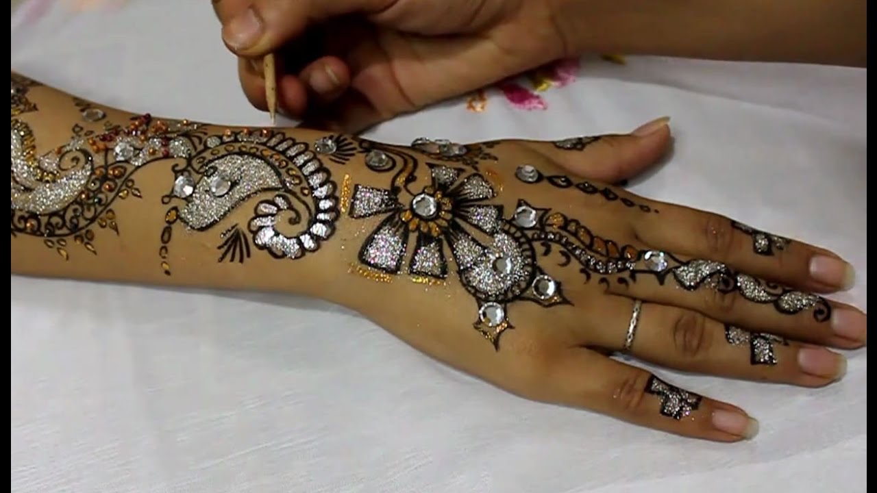 Top 50 Simple Mehndi Designs You Will Fall in Love With