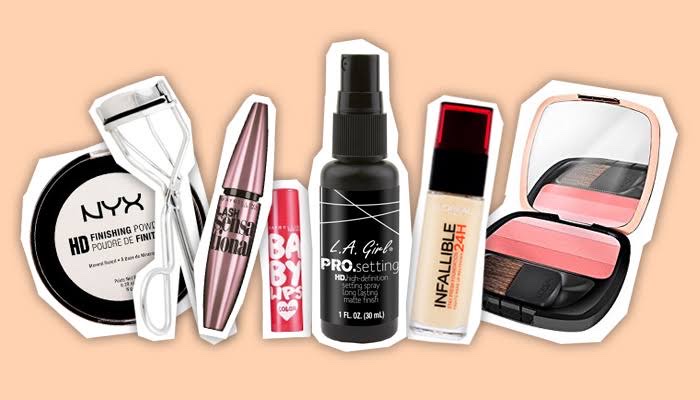 Makeup essentials that should be in every girl's makeup kit